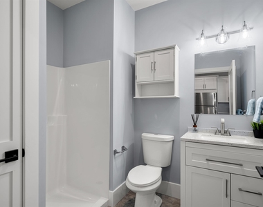 238 Lafayette - Photo Thumbnail 17