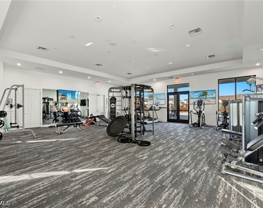 7384 Rockefeller Drive - Photo Thumbnail 28