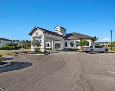 7384 Rockefeller Drive - Photo Thumbnail 30