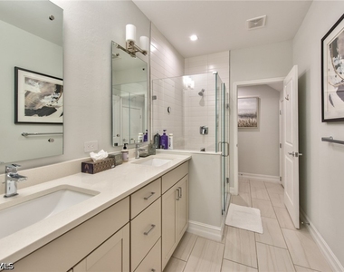 7384 Rockefeller Drive - Photo Thumbnail 16