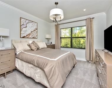 7384 Rockefeller Drive - Photo Thumbnail 14