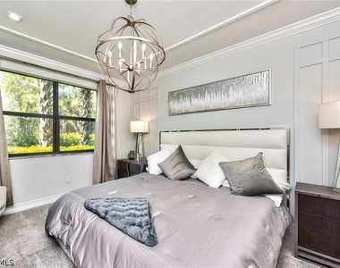 7384 Rockefeller Drive - Photo Thumbnail 10