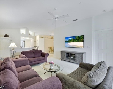 6914 Satinleaf Road N - Photo Thumbnail 3