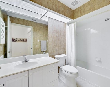 6914 Satinleaf Road N - Photo Thumbnail 23