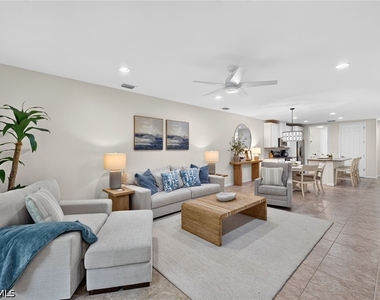 14939 Edgewater Circle - Photo Thumbnail 4
