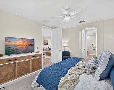 14939 Edgewater Circle - Photo Thumbnail 16