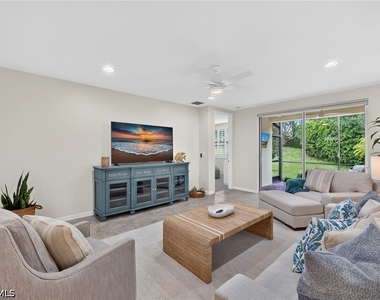 14939 Edgewater Circle - Photo Thumbnail 3