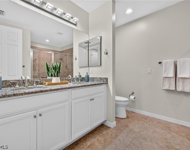 14939 Edgewater Circle - Photo Thumbnail 19