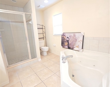 10080 Lake Cove Drive - Photo Thumbnail 19