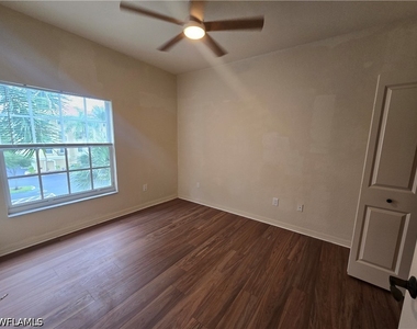 10080 Lake Cove Drive - Photo Thumbnail 29