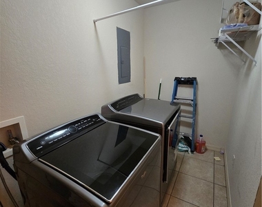 10080 Lake Cove Drive - Photo Thumbnail 23