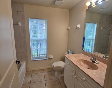 10080 Lake Cove Drive - Photo Thumbnail 27
