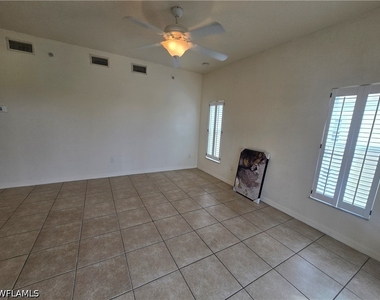 10080 Lake Cove Drive - Photo Thumbnail 12