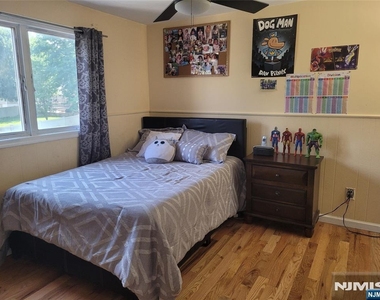 796 Allwood - Photo Thumbnail 14