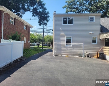 796 Allwood - Photo Thumbnail 17