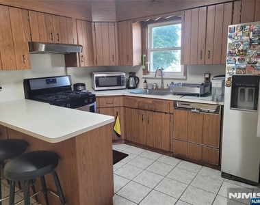 796 Allwood - Photo Thumbnail 10