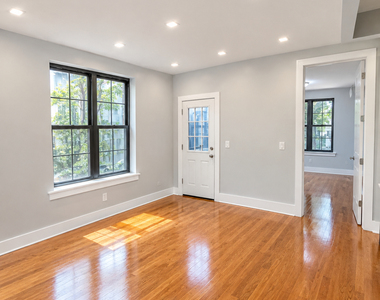 81 Carlton Avenue - Photo Thumbnail 1