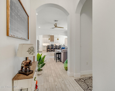 8048 Gullen Drive - Photo Thumbnail 6