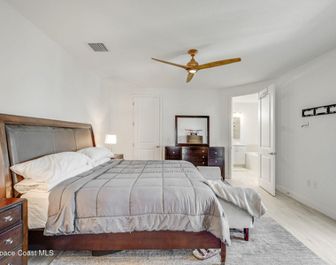 8048 Gullen Drive - Photo Thumbnail 40