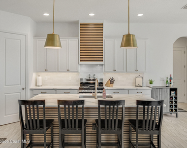 8048 Gullen Drive - Photo Thumbnail 19