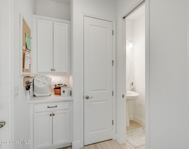 8048 Gullen Drive - Photo Thumbnail 25