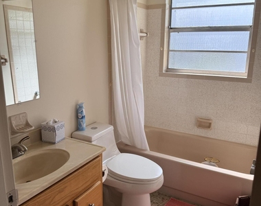 3135 Shady Dell Lane - Photo Thumbnail 13