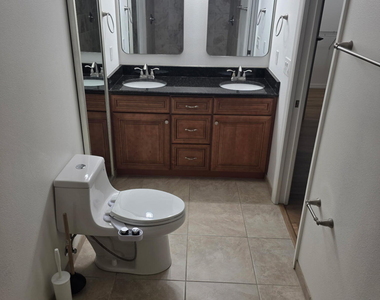 190 Eldron Boulevard Se - Photo Thumbnail 7
