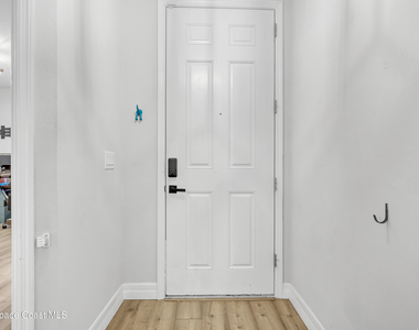 466 Olmsted Street Sw - Photo Thumbnail 4