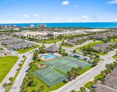 3679 Poseidon Way - Photo Thumbnail 39