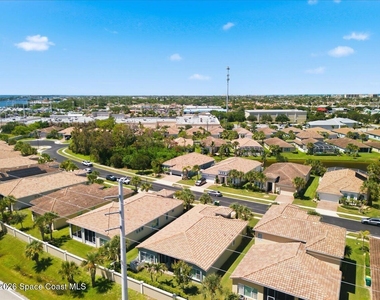 3679 Poseidon Way - Photo Thumbnail 36