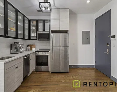 855 Dekalb Avenue #3B - Photo Thumbnail 3