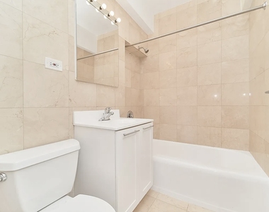 East 55 Street - Photo Thumbnail 3