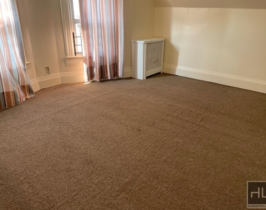 739 East 5 Street - Photo Thumbnail 7