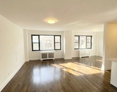 East 56 Street - Photo Thumbnail 1