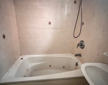 453 West 148 Street - Photo Thumbnail 13