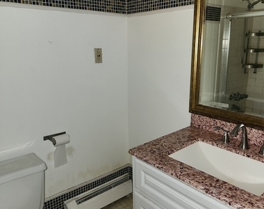 64th Avenue - Photo Thumbnail 11