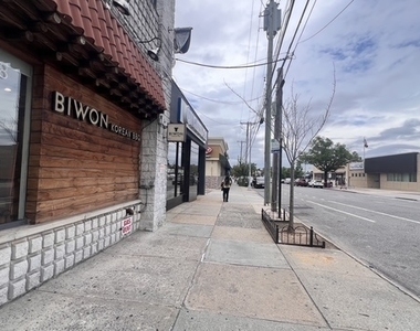64th Avenue - Photo Thumbnail 19