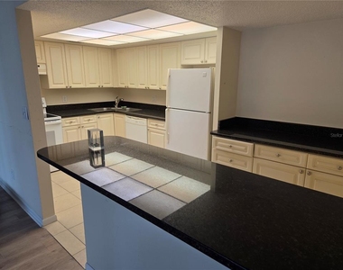 855 Bay Way Boulevard - Photo Thumbnail 13