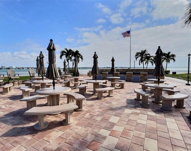 855 Bay Way Boulevard - Photo Thumbnail 2