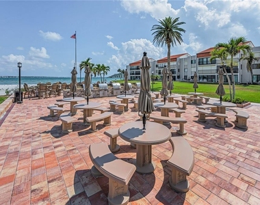 855 Bay Way Boulevard - Photo Thumbnail 32