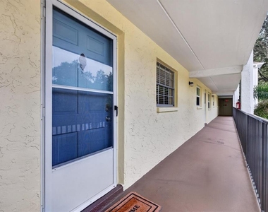 821 Deleon Court - Photo Thumbnail 2