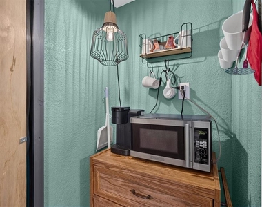 821 Deleon Court - Photo Thumbnail 15