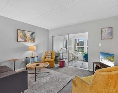 821 Deleon Court - Photo Thumbnail 7