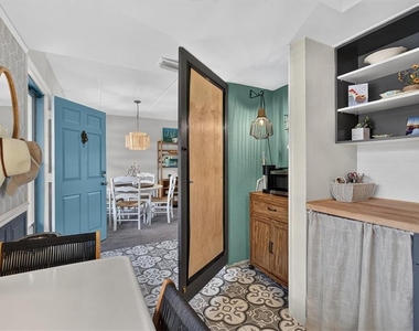 821 Deleon Court - Photo Thumbnail 14