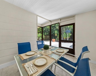4053 41st Avenue N - Photo Thumbnail 25