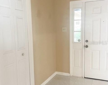 1520 Attleboro Lane - Photo Thumbnail 6