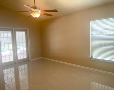 1520 Attleboro Lane - Photo Thumbnail 23