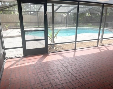 1520 Attleboro Lane - Photo Thumbnail 43