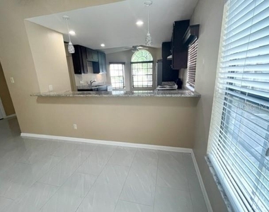 1520 Attleboro Lane - Photo Thumbnail 14