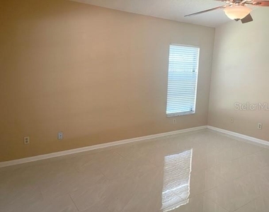 1520 Attleboro Lane - Photo Thumbnail 25